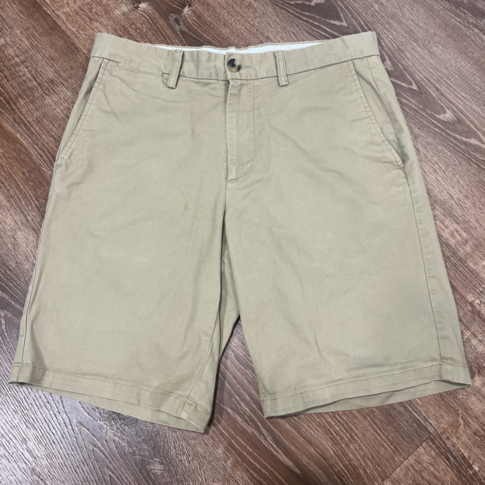 Old Navy Mens Shorts 32 Ultimate Slim At Knee Built-In Flex5 Pocket